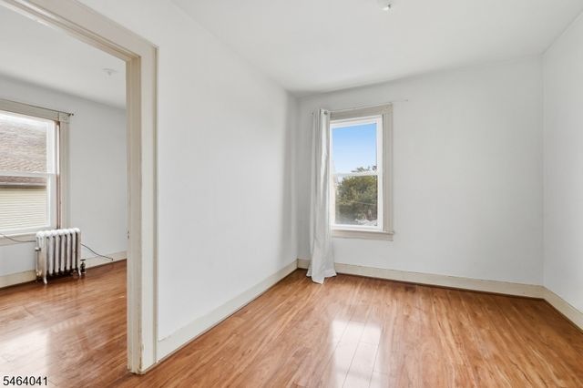 47 Durant Ave, Clifton City, NJ 07011