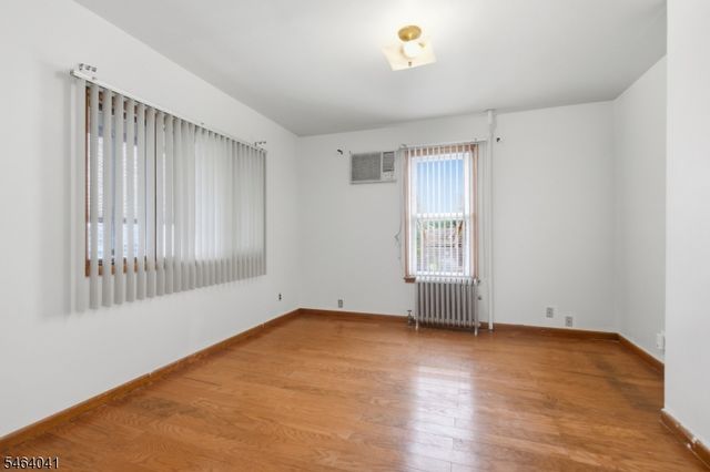 47 Durant Ave, Clifton City, NJ 07011