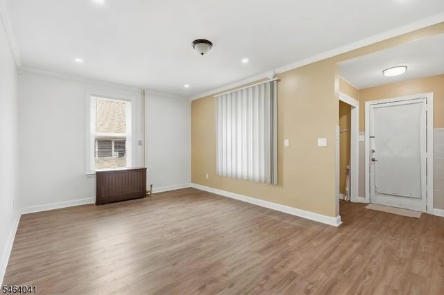 47 Durant Ave, Clifton City, NJ 07011