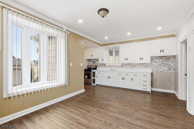 47 Durant Ave, Clifton City, NJ 07011