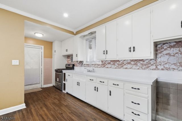 47 Durant Ave, Clifton City, NJ 07011