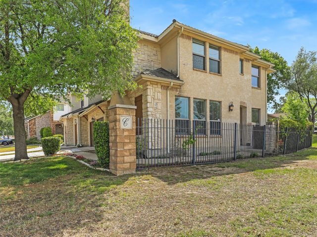 2500 Fountain Cove, Carrollton, TX 75006
