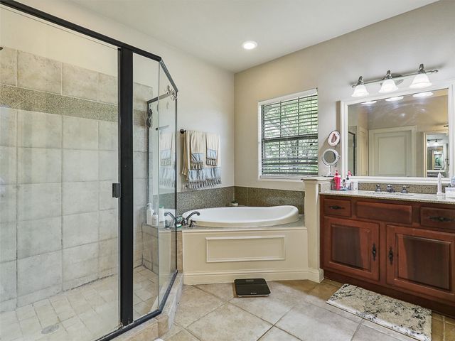 2500 Fountain Cove, Carrollton, TX 75006