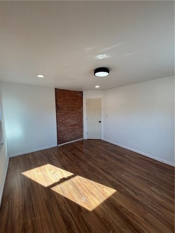 813 Lauck Ave, Liberty Boro, PA 15133