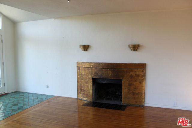 2335 Silver Ridge Avenue, Los Angeles, CA 90039