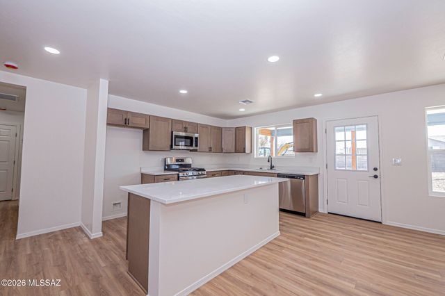 593 W Frying Pan Road, Safford, AZ 85546