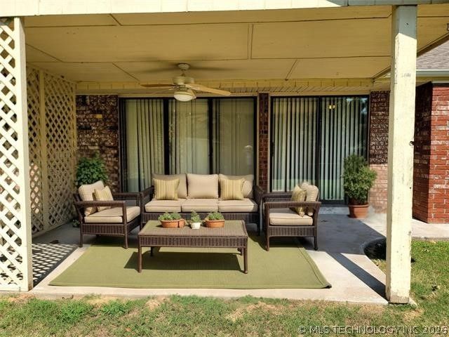 112 Meadowlark Road, Eufaula, OK 74432