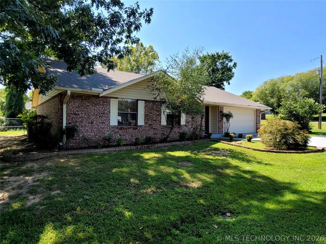 112 Meadowlark Road, Eufaula, OK 74432