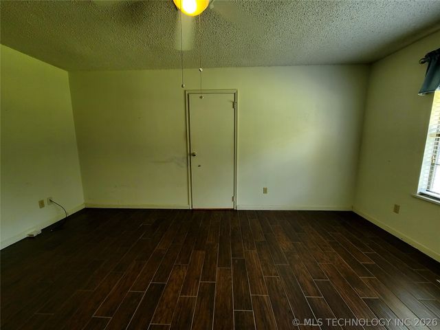 112 Meadowlark Road, Eufaula, OK 74432