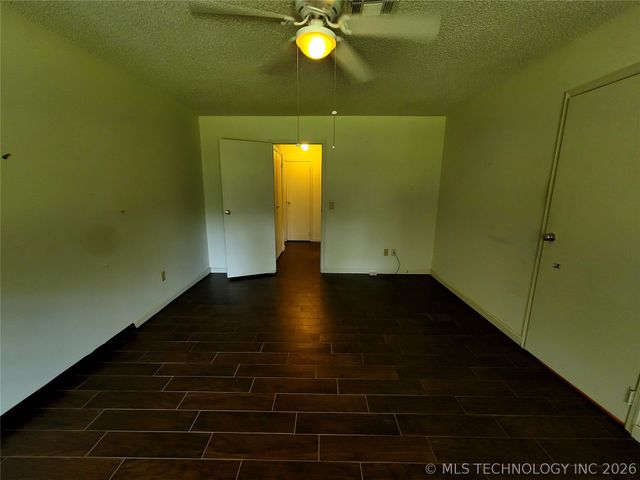 112 Meadowlark Road, Eufaula, OK 74432