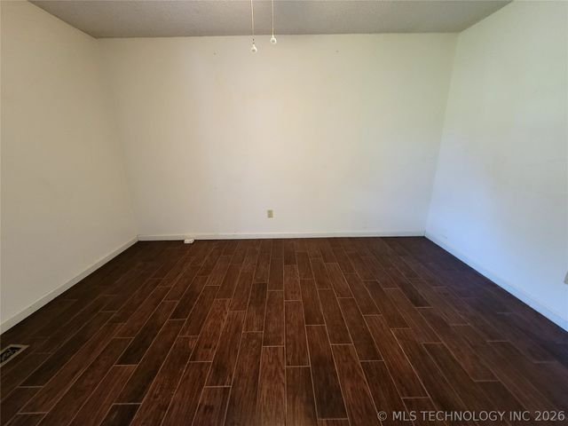 112 Meadowlark Road, Eufaula, OK 74432