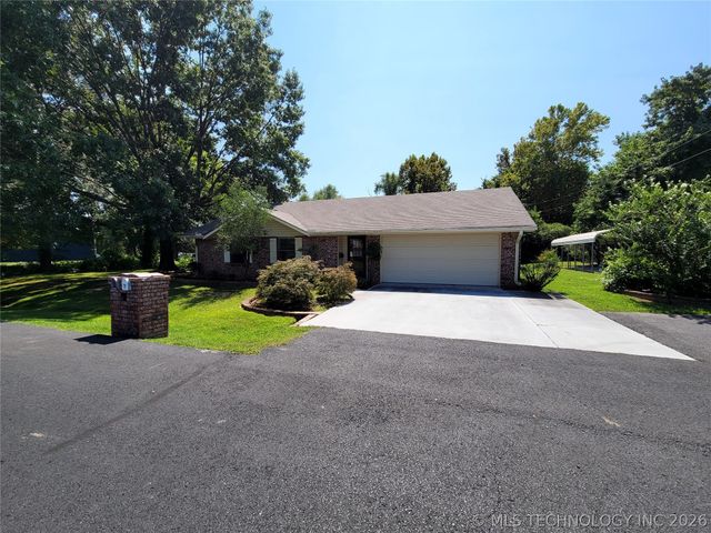 112 Meadowlark Road, Eufaula, OK 74432