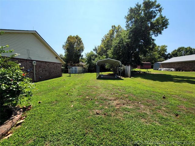 112 Meadowlark Road, Eufaula, OK 74432