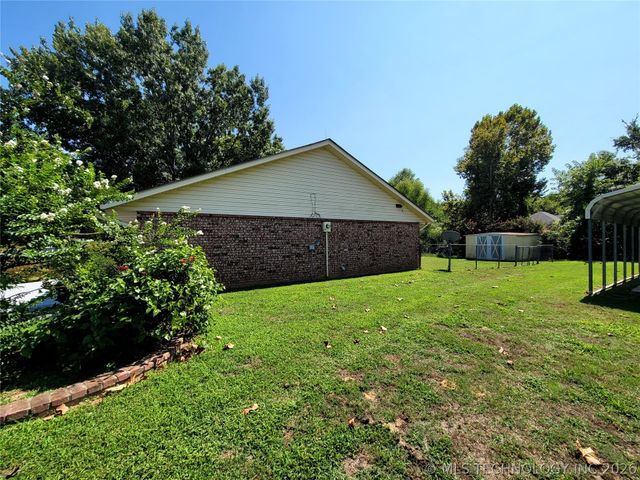 112 Meadowlark Road, Eufaula, OK 74432