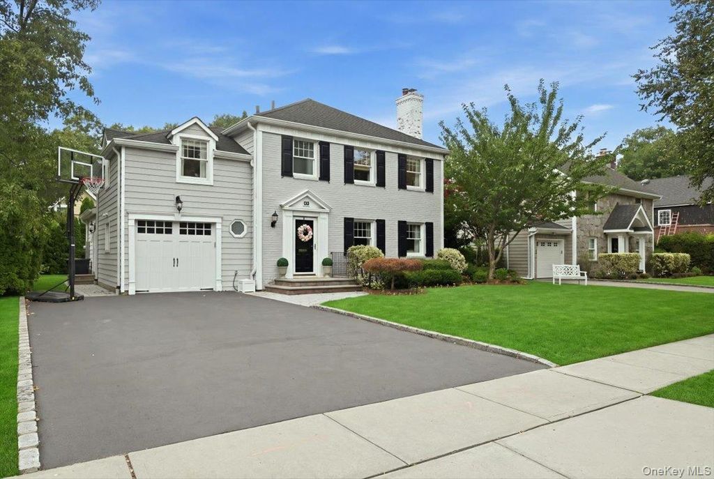 60 Kenwood Road, Garden City, NY 11530 — photo 2