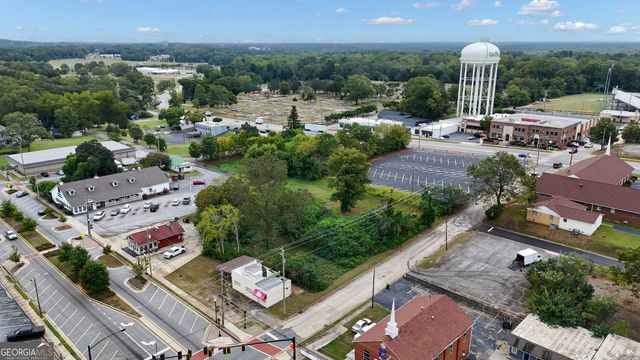 406 E Solomon Street, Griffin, GA 30223