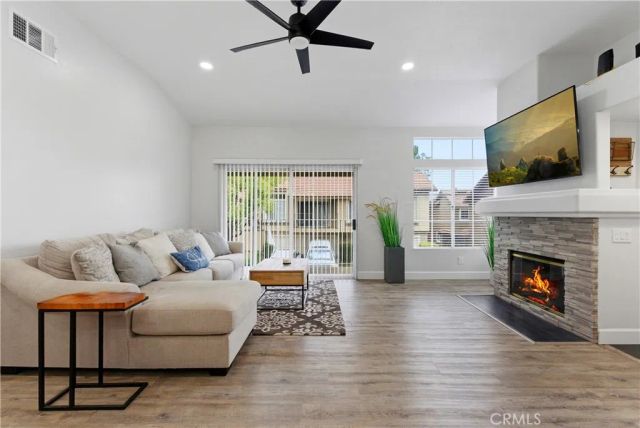 8070 E Oak Ridge Circle, Anaheim Hills, CA 92808