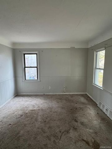 19372 Woodbine Street, Detroit, MI 48219