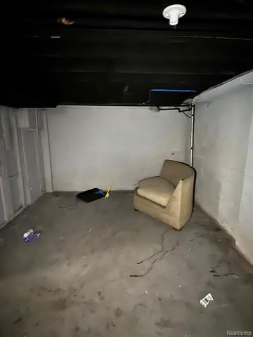 19372 Woodbine Street, Detroit, MI 48219