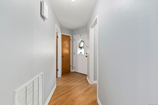 10311 GRAND CIR, San Antonio, TX 78239