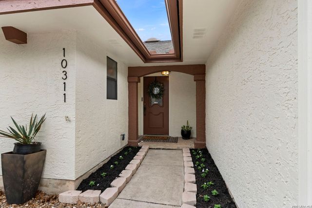 10311 GRAND CIR, San Antonio, TX 78239