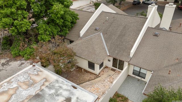 10311 GRAND CIR, San Antonio, TX 78239