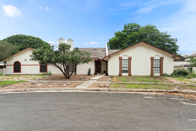 10311 GRAND CIR, San Antonio, TX 78239