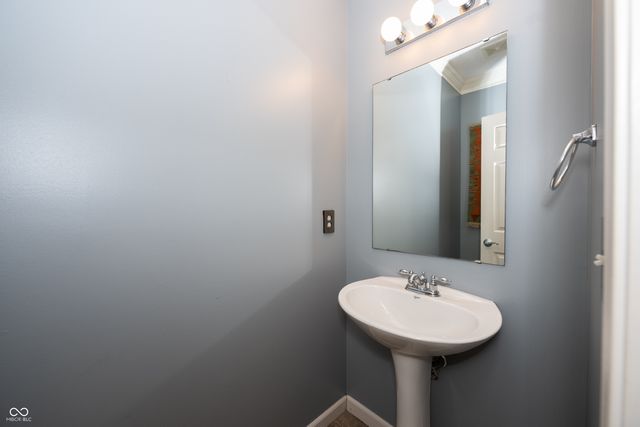 12235 Bubbling Brook Drive 900, Fishers, IN 46038