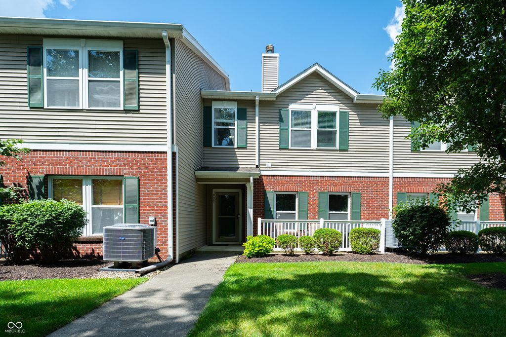 12235 Bubbling Brook Drive 900, Fishers, IN 46038