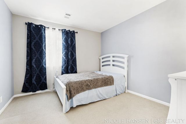 2581 Ridgecroft Drive Se 302, City Of Kentwood, MI 49546