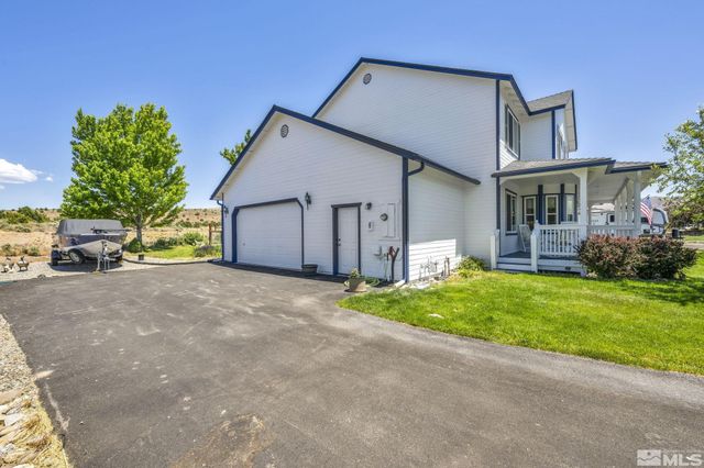 996 Farrier Court, Gardnerville, NV 89410