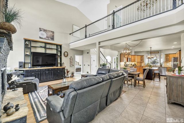 996 Farrier Court, Gardnerville, NV 89410