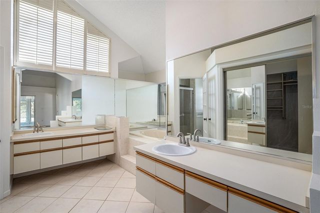 914 STRATFORD MANOR DRIVE, Brandon, FL 33510