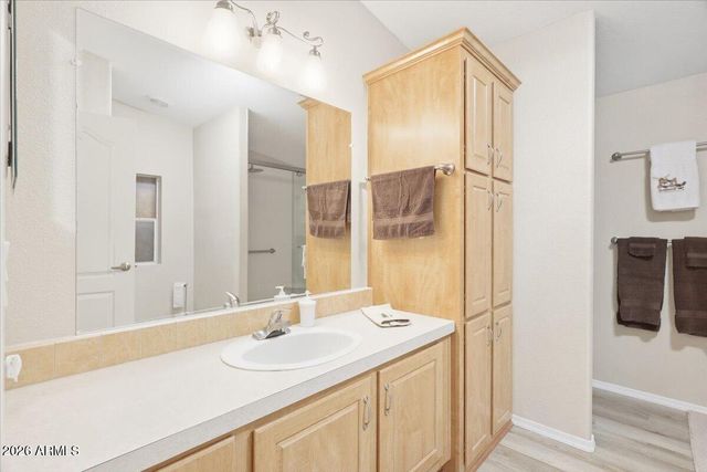 430 E OAK Drive, Munds Park, AZ 86017