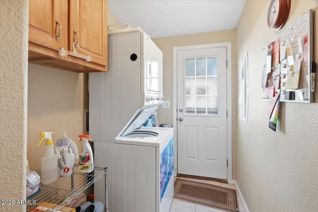 430 E OAK Drive, Munds Park, AZ 86017