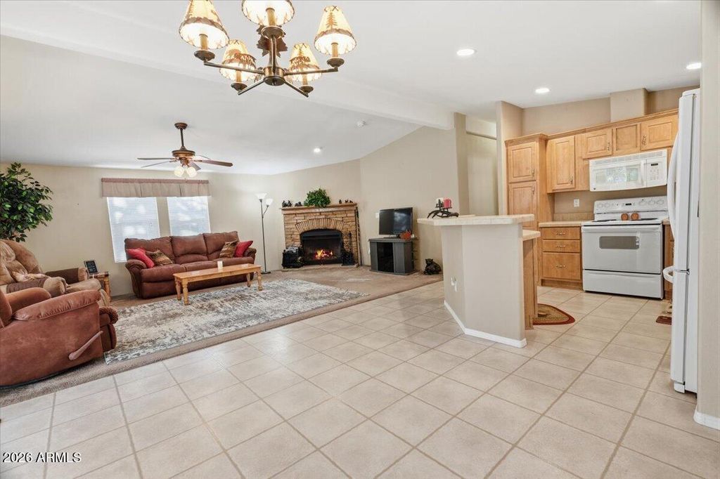 Image 7 of property listing at 430 E OAK Drive, Munds Park, AZ 86017