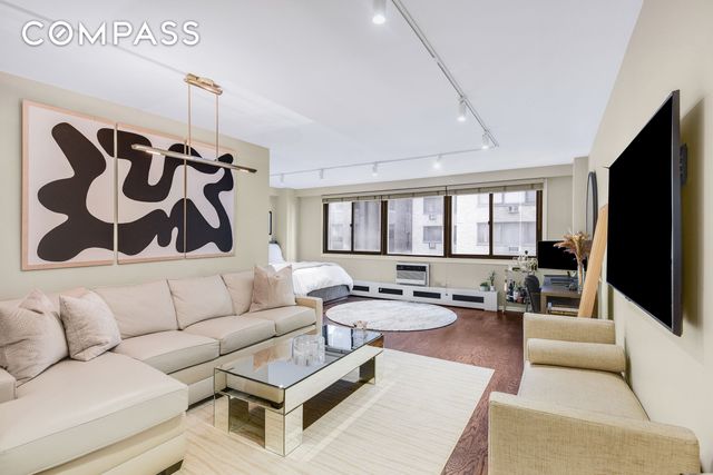 16 W 16th St Apt 6HN, New York City, NY 10011