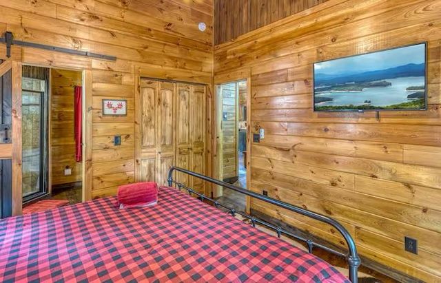 30 Trinity Hills Lane, Mineral Bluff, GA 30559