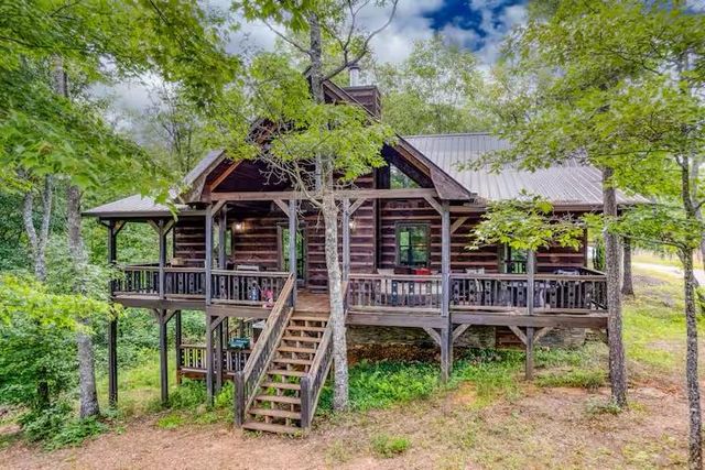 30 Trinity Hills Lane, Mineral Bluff, GA 30559