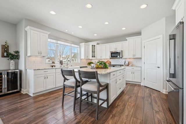 W137N6161 Weyer Farm COURT, Menomonee Falls, WI 53051