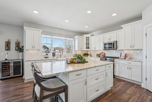 W137N6161 Weyer Farm COURT, Menomonee Falls, WI 53051