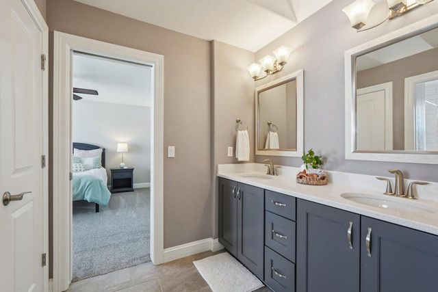 W137N6161 Weyer Farm COURT, Menomonee Falls, WI 53051