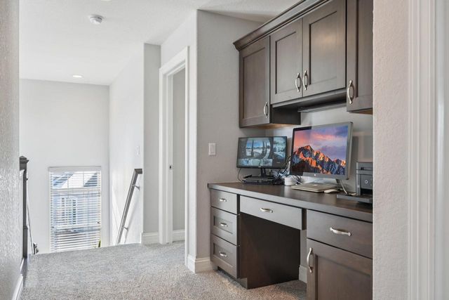 W137N6161 Weyer Farm COURT, Menomonee Falls, WI 53051