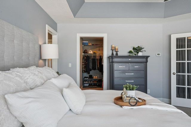 W137N6161 Weyer Farm COURT, Menomonee Falls, WI 53051