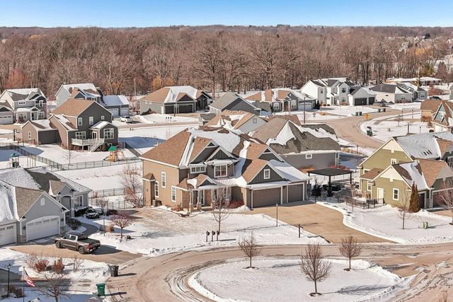 W137N6161 Weyer Farm COURT, Menomonee Falls, WI 53051