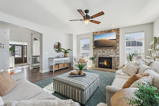 W137N6161 Weyer Farm COURT, Menomonee Falls, WI 53051