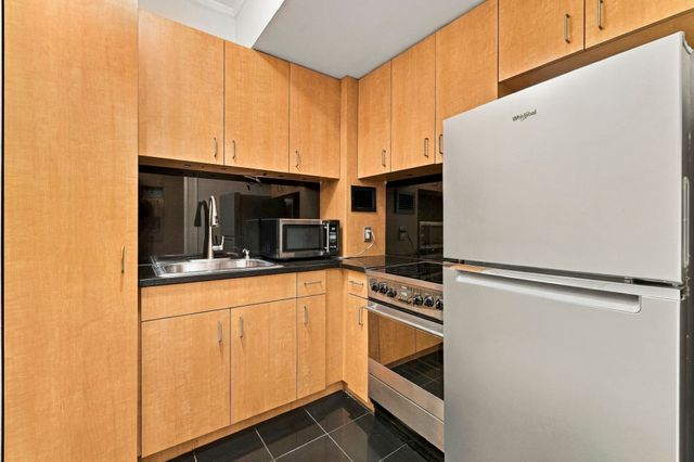21 Beacon St 3D, Boston, MA 02108