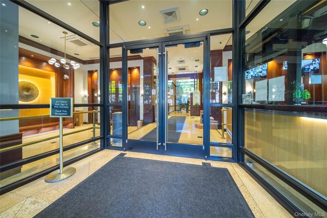4140 Union Street 10K, Flushing, NY 11355