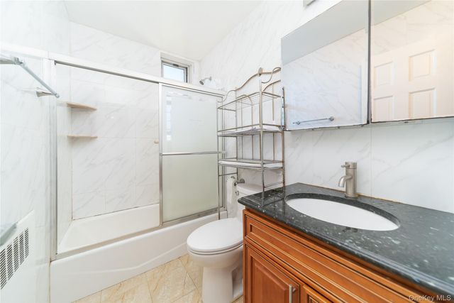 4140 Union Street 10K, Flushing, NY 11355