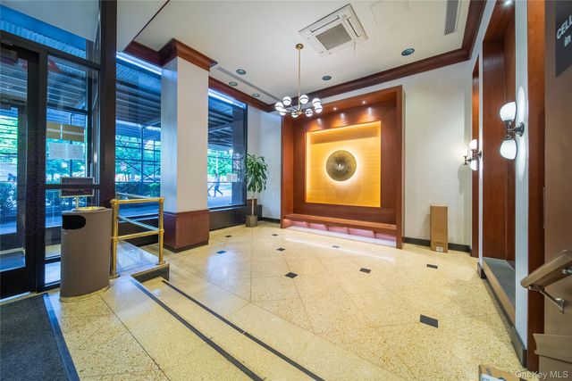 4140 Union Street 10K, Flushing, NY 11355